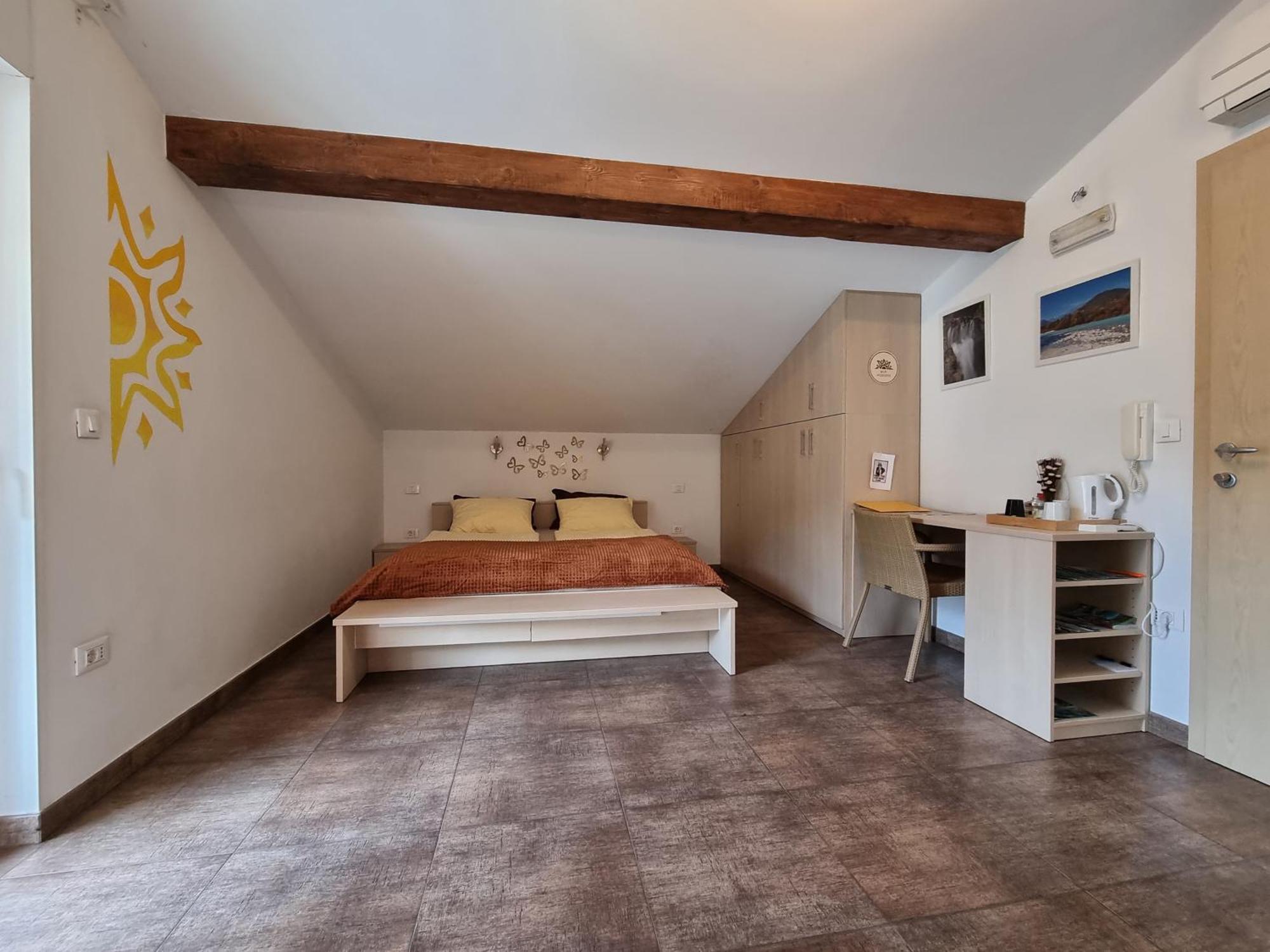 Apartment And Rooms Hisa Sonca Kobarid Zewnętrze zdjęcie